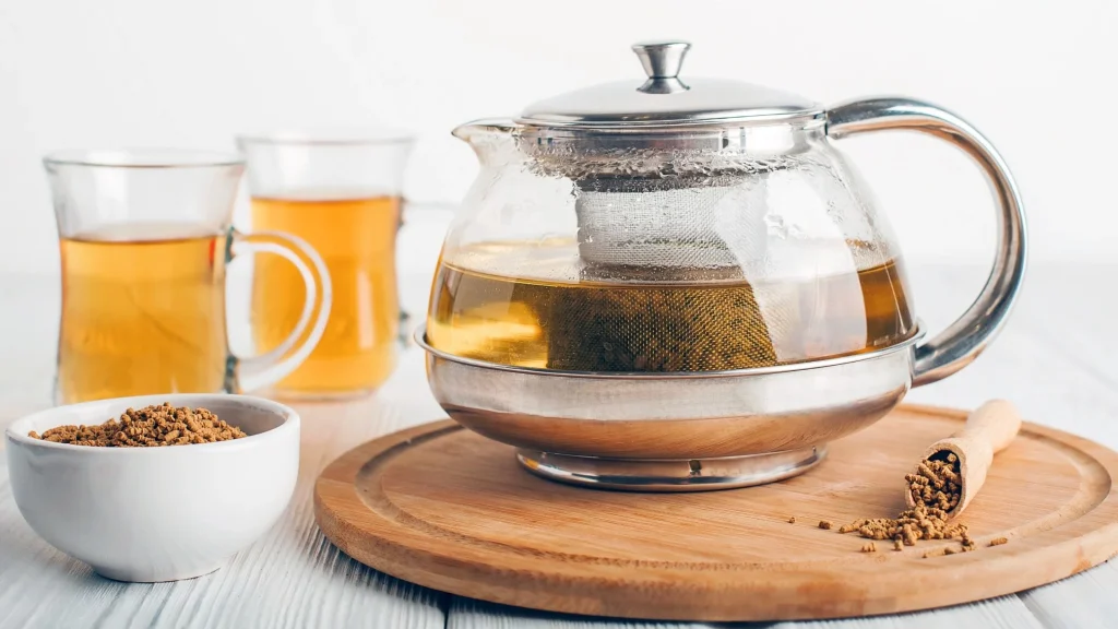 Koreanki piją ją codziennie. Herbata gryczana na trawienie i promienną skórę