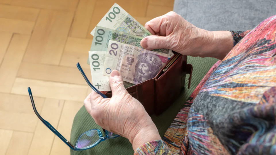 Czy rząd podniesie wiek emerytalny? Rząd Tuska analizuje skutki reformy