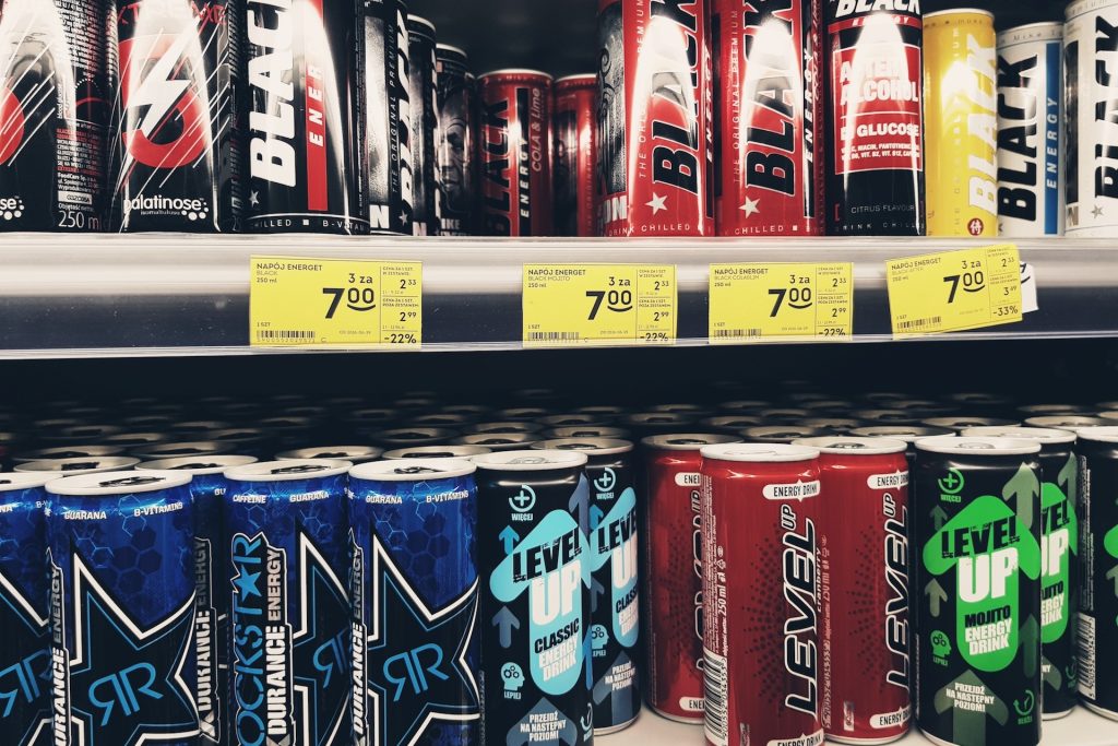 Napoje energetyczne w Polsce będą droższe. Rząd planuje podwyżkę akcyzy i opłaty cukrowej