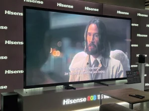 Hisense 116UXQ – gigantyczny 116-calowy telewizor Mini LED: specyfikacja i cena w Polsce
