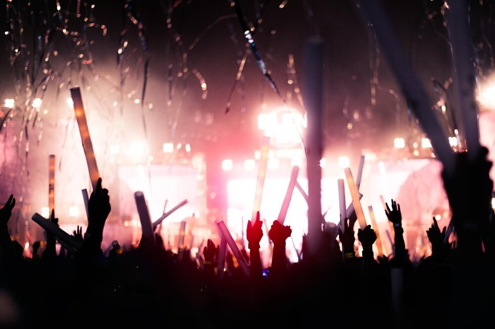 Rockowe koncerty w Polsce w 2026 roku: daty, miasta, bilety