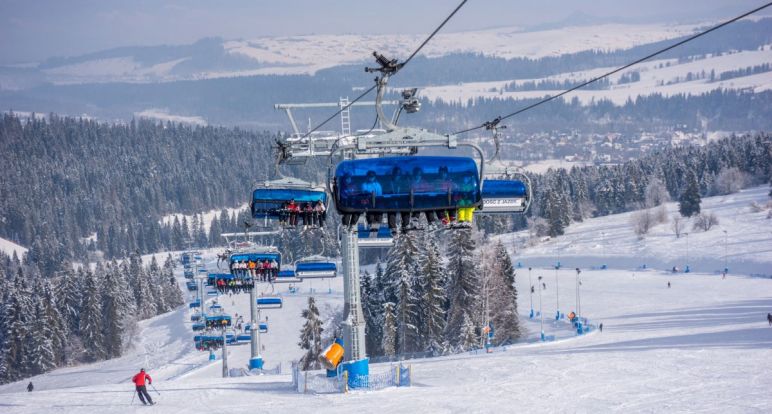 Wypoczynek w Białce Tatrzańskiej 2025–2026: ceny, kiedy rezerwować i co warto wiedzieć