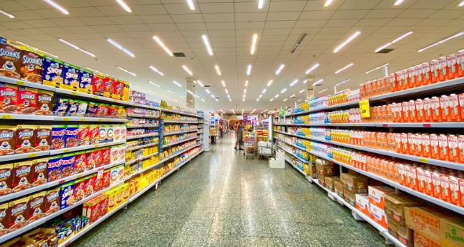 Dlaczego w Polsce drożej niż w Niemczech? Nowe dane o inflacji i zakupach przygranicznych