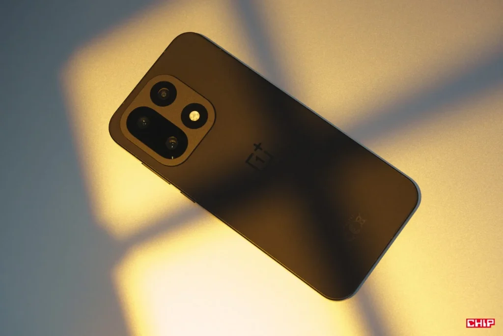 OnePlus 15 w Polsce: specyfikacja, cena i opłacalność zakupu