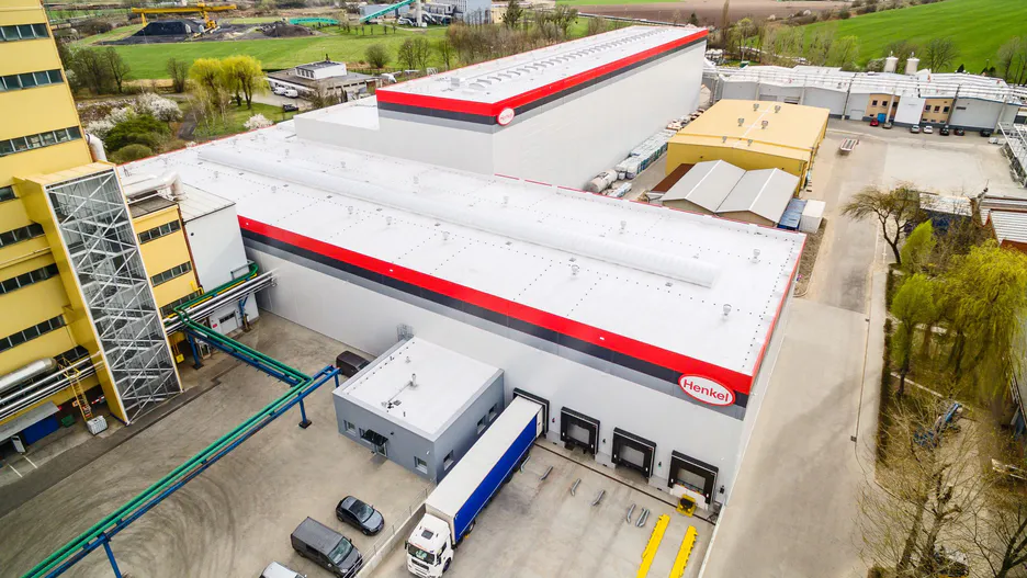 Niemiecki Henkel zamyka fabrykę w Polsce – 160 osób straci pracę