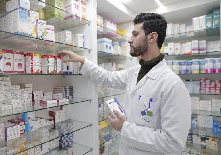 Apteki całodobowe w Łodzi na Boże Narodzenie 2025 – gdzie kupić leki?