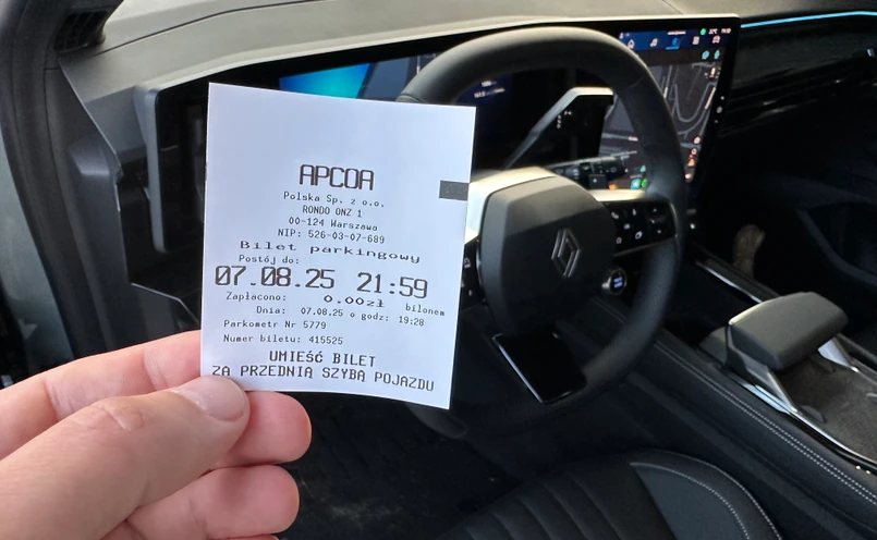 Wezwanie do zapłaty za darmowy parking w Polsce. Kiedy płacić, a kiedy nie