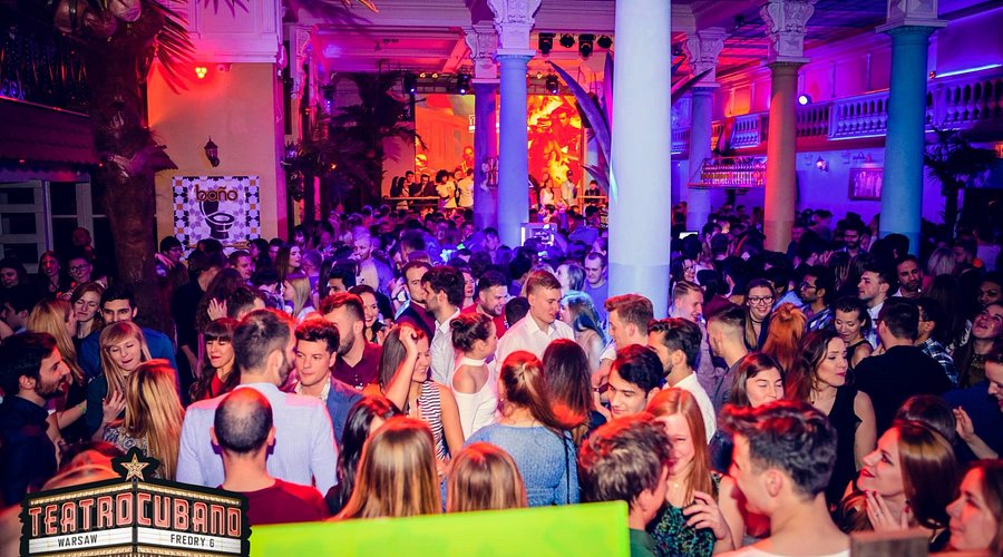 Najlepsze miejsca na Sylwestra 2026 w Warszawie. Ceny i atrakcje