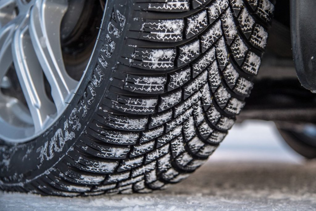 To najlepsze opony zimowe według ADAC. Które modele są bezpieczne, a które odradzane