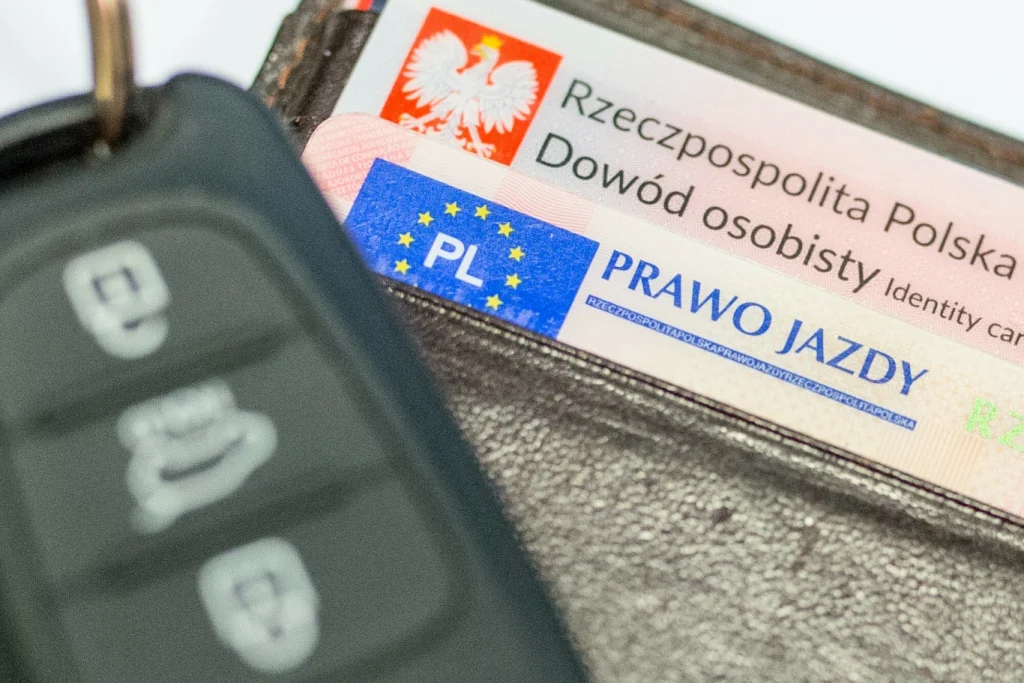 Nowy limit 12 punktów karnych od 3 marca 2026: co zmienia się dla kierowców w Polsce