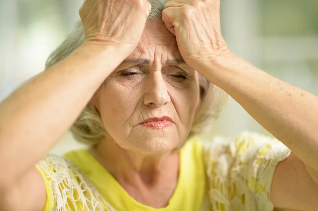 Menopauza a mózg: nowe badania pokazują niepokojące zmiany. Dlaczego kobiety częściej chorują na Alzheimera?