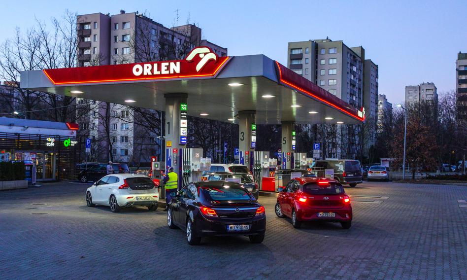 Prognozy cen paliw na luty. Kierowców mogą czekać podwyżki