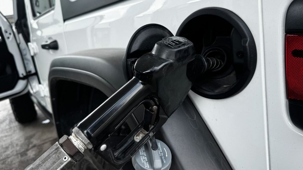 Koniec faktur papierowych na stacjach paliw. KSeF zmienia zasady od lutego 2026 Koniec faktur papierowych na stacjach paliw. KSeF zmienia zasady od lutego 2026