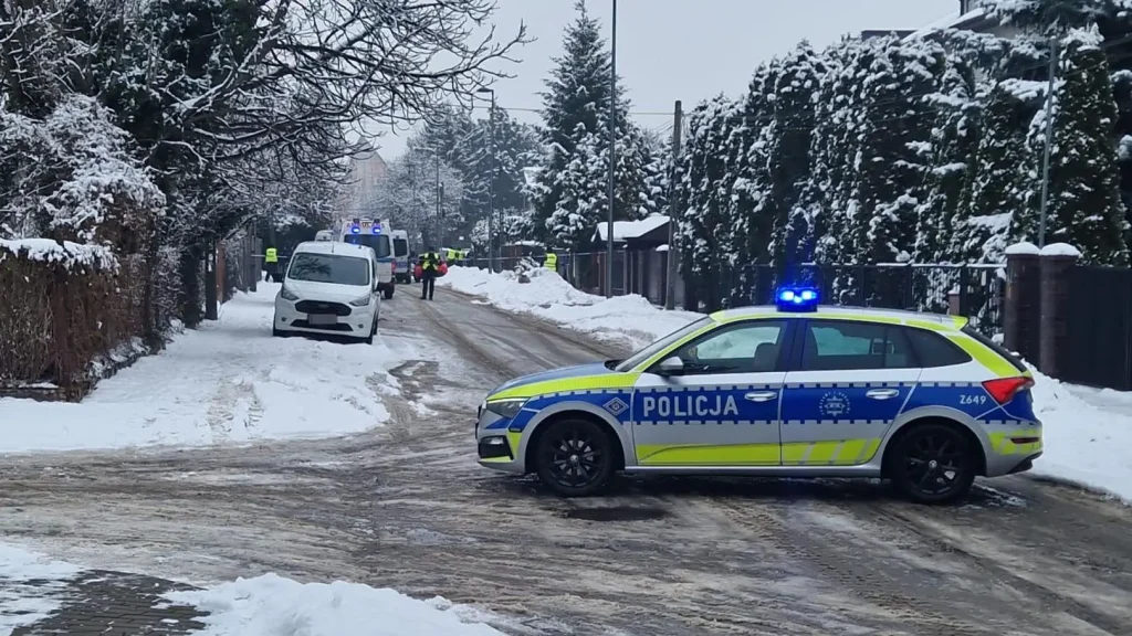 Tragedia na Targówku w Warszawie. Dwie osoby nie żyją, 49-latek zatrzymany Tragedia na Targówku w Warszawie. Dwie osoby nie żyją, 49-latek zatrzymany
