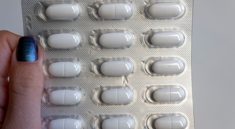 Solpadeina znika z aptek po piosence Taco Hemingwaya. Lekarze ostrzegają przed skutkami