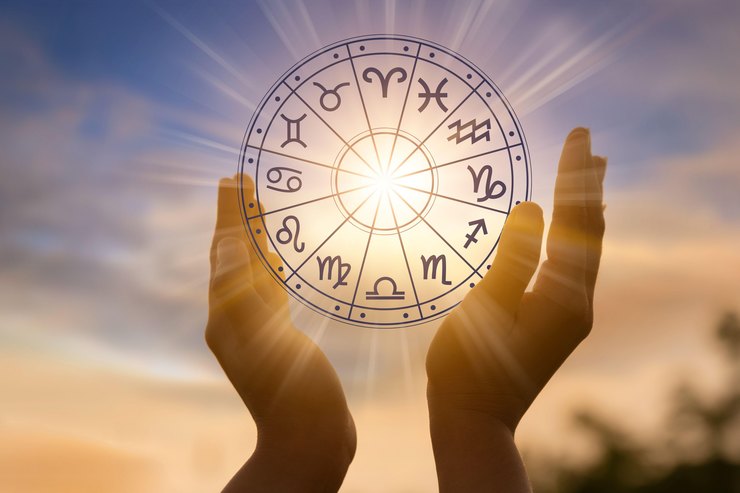 Miłość, praca i emocje: horoskop weekendowy 7–8 lutego 2026