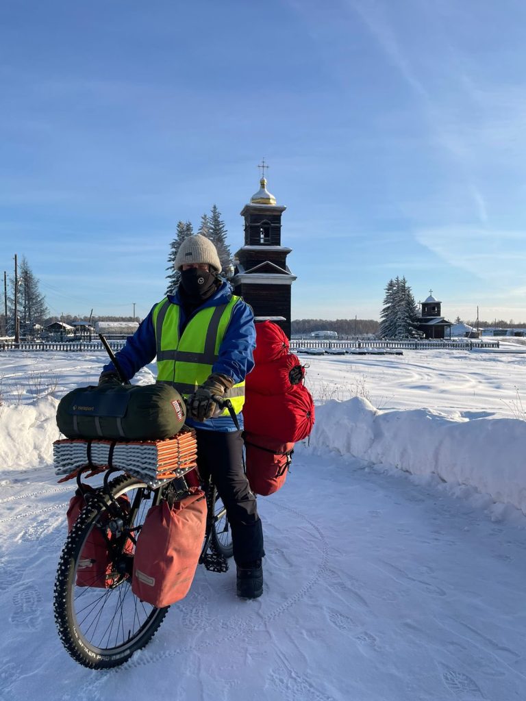 Nie żyje Adam Borejko. Polski podróżnik zmarł podczas samotnej wyprawy w Jakucji