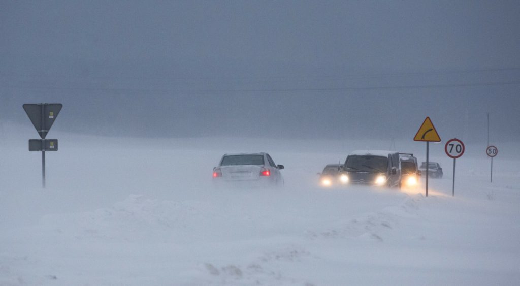 Silne opady śniegu w Polsce 2026. Kluczowe daty i regiony zagrożone