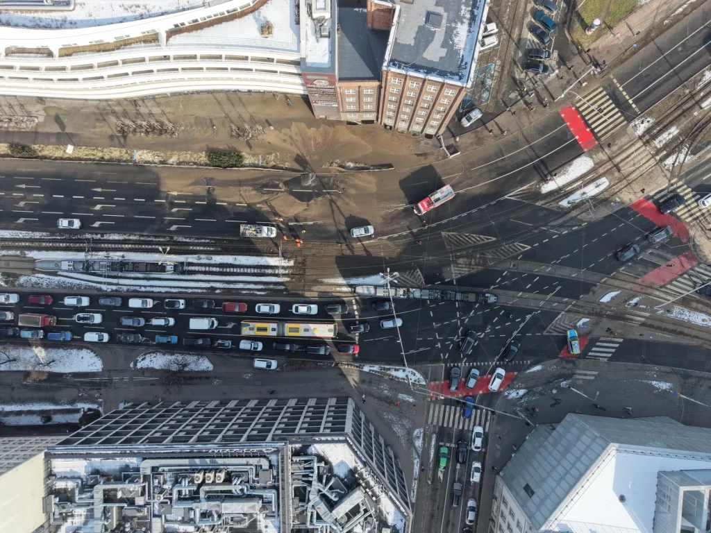 Awaria magistrali we Wrocławiu: ul. Oławska przy OVO zamknięta, są objazdy