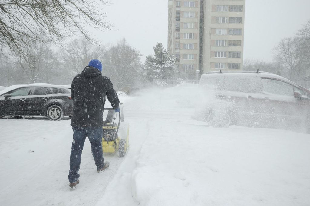Pogoda w Polsce w lutym 2026: kiedy będzie ocieplenie? Prognoza po fali mrozów
