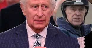 Król Karol III reaguje na zatrzymanie brata Andrzeja: prawo musi działać Król Karol III reaguje na zatrzymanie brata Andrzeja: prawo musi działać