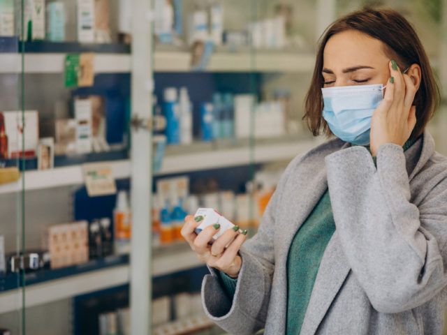 Solpadeina znika z aptek po piosence Taco Hemingwaya. Lekarze ostrzegają przed skutkami