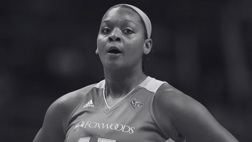Kara Braxton, dwukrotna mistrzyni WNBA z Detroit Shock, zmarła w wieku 43 lat. Przyczyna śmierci