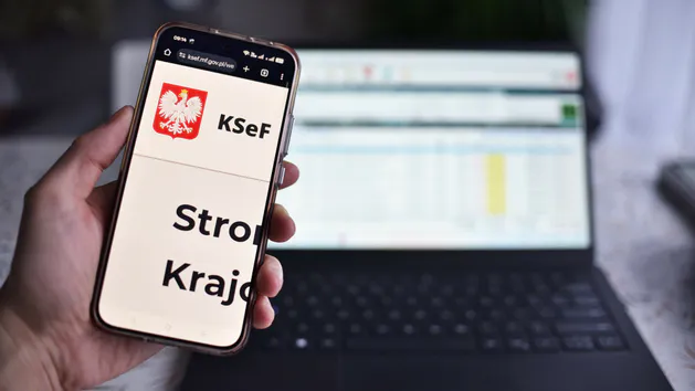 Jak uzyskać dostęp do KSeF 2.0? Instrukcja krok po kroku dla firm