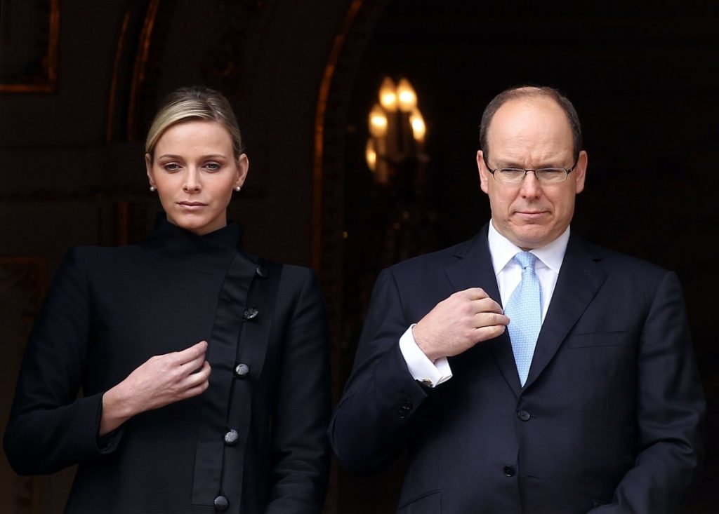 Dlaczego księżna Charlene zniknęła z Monako? Kulisy jej choroby