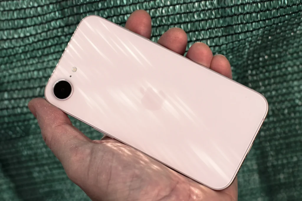 Nowy iPhone 17e – cena w Polsce, MagSafe i chip A19. Czy to najlepszy tani iPhone?