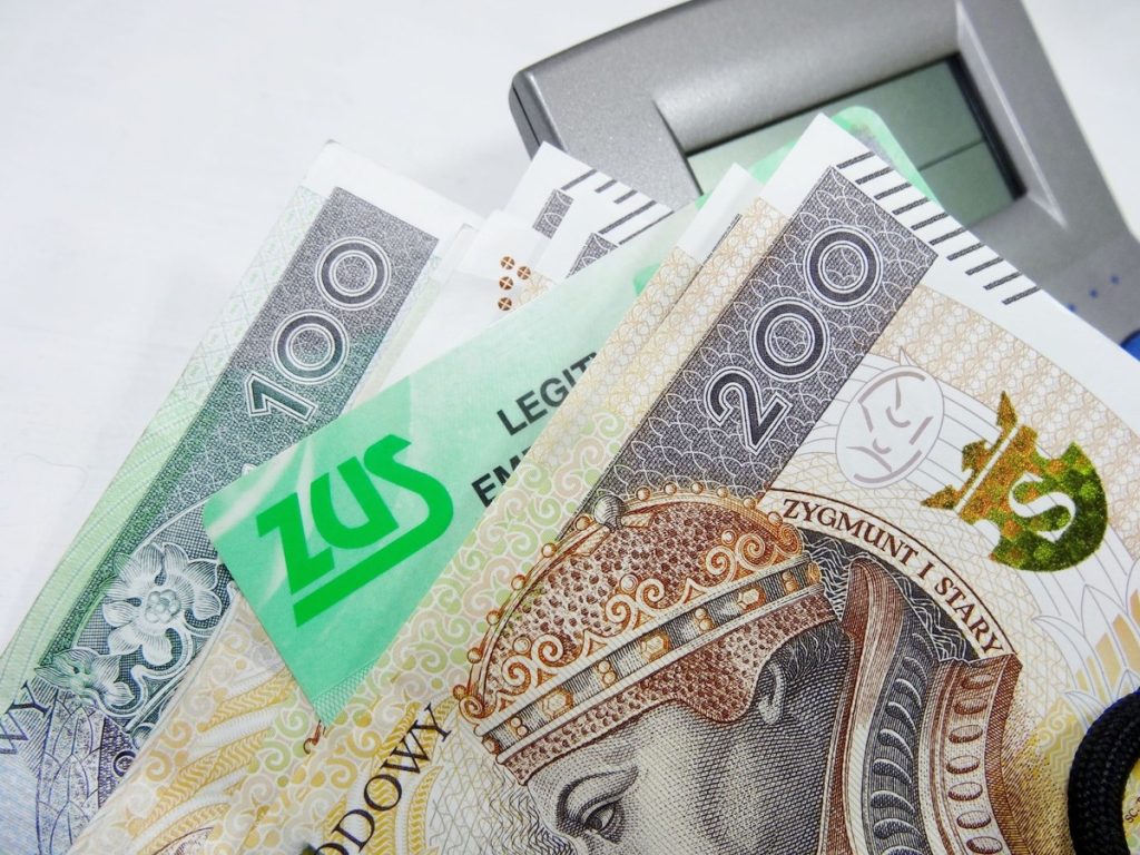 Trzynasta wypłata dla emerytów w Polsce w 2026 roku: kto nie otrzyma pieniędzy