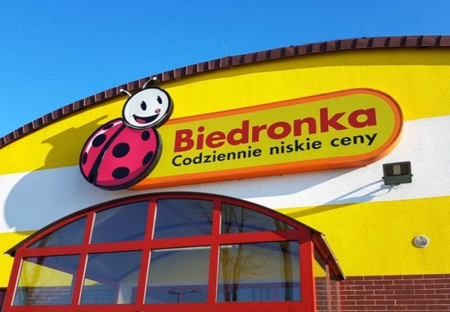 Nowość w Biedronce: silikonowe pojemniki Joie podbijają kuchnie – czy warto je kupić