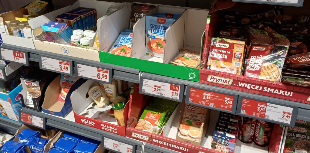 Dlaczego ceny w Lidlu są teraz czerwone? Sieć tłumaczy zmiany na etykietach