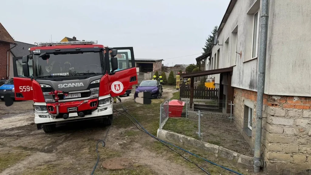 Tragedia w Wysokiej: pożar domu, nie żyje dwoje dzieci – co się wydarzyło