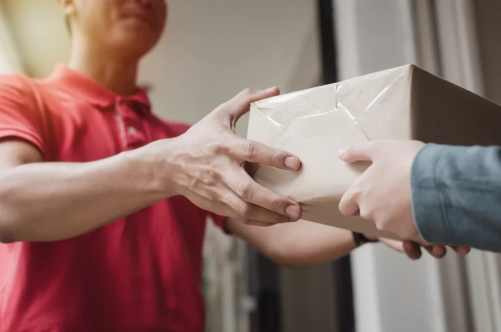 Koniec tanich zakupów z Chin 2026 – nowe opłaty i zmiany UE