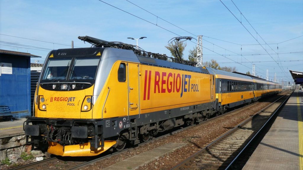 Czeski przewoźnik RegioJet kończy działalność w Polsce: przyczyny i skutki Czeski przewoźnik RegioJet kończy działalność w Polsce: przyczyny i skutki