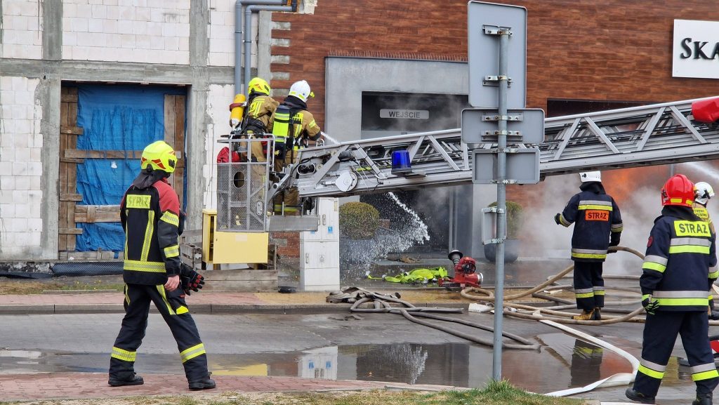 Pojżar w supermarkecie w Czersku na Pomorzu: przyczyna. Co się stało