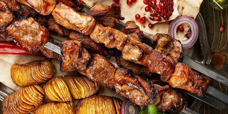 Gdzie usmażyć szaszłyki we Wrocławiu 2026: najlepsze lokalizacje, miejsca i zasady