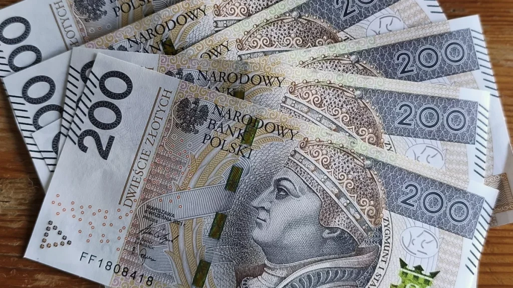 Kiedy wypłaty 13. emerytury? Harmonogram przelewów w kwietniu