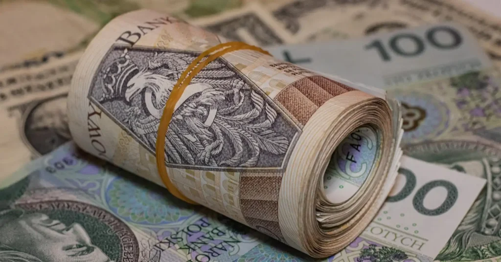 Emerytura bez stażu pracy 2026: kto dostanie Mama 4+ i ile wynosi świadczenie