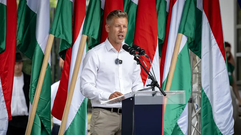 Peter Magyar wygrał wybory na Węgrzech: wiek, biografia, poglądy na Polskę i Rosję