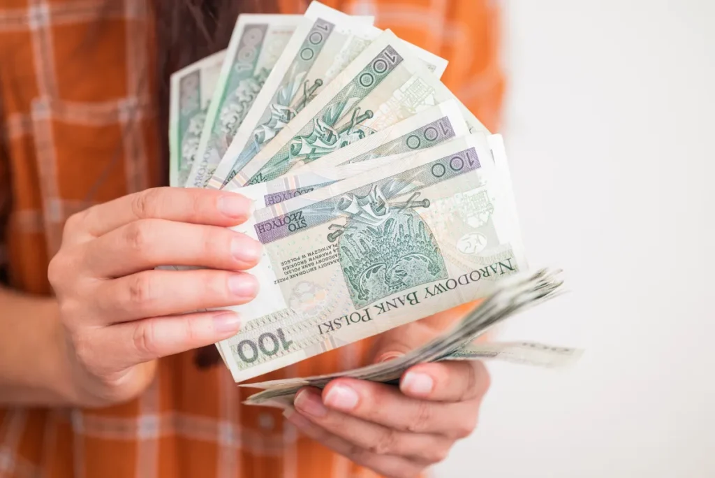 Nowe zasady zasiłku dla bezrobotnych w Polsce: zmiany od 2026 roku, nowe stawki i kto dostanie więcej pieniędzy