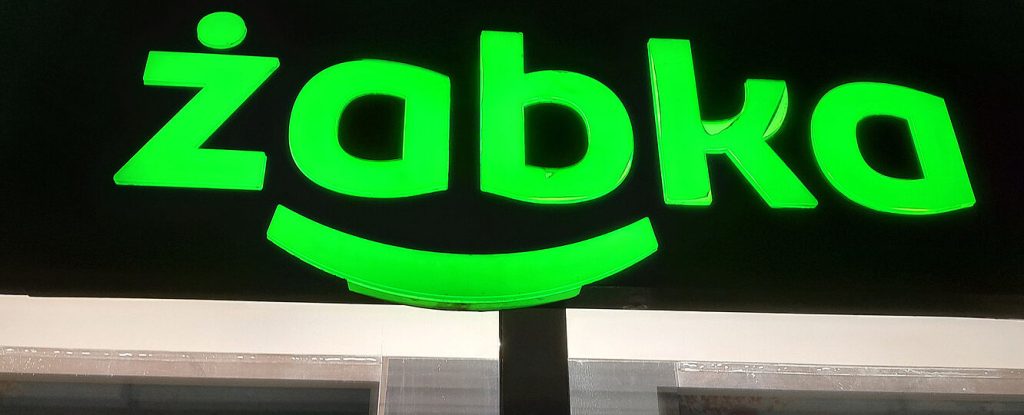 Nowa karta Żabka: limit, odroczenie i płatności w Polsce