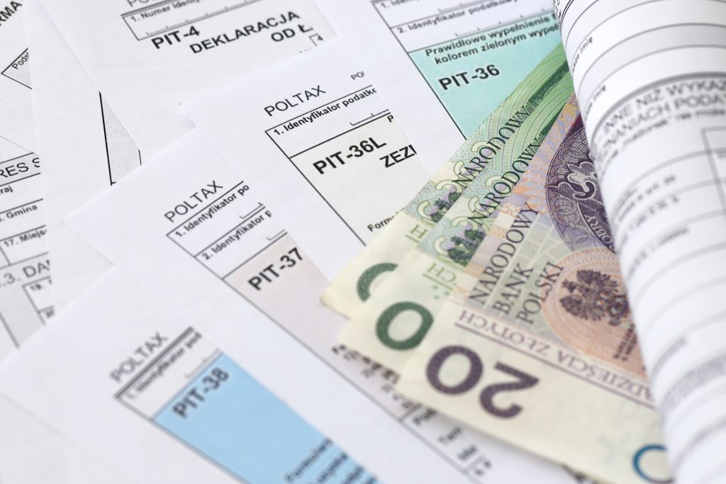 PIT 2026 – wysokie kary za spóźnienie. Co zrobić, by ich uniknąć