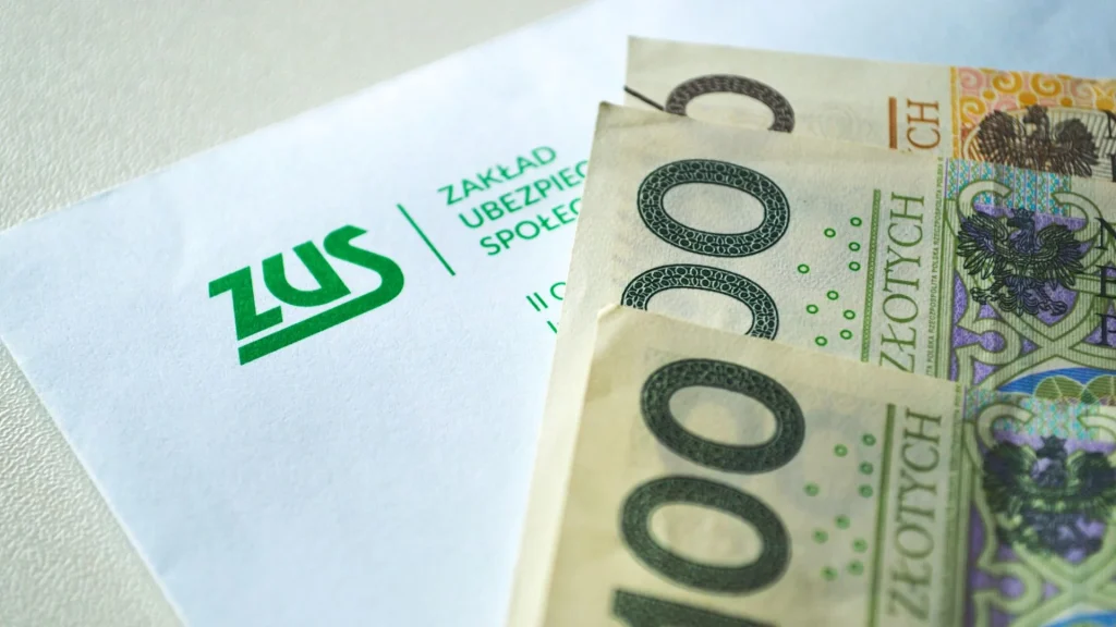 Kiedy złożyć wniosek o emeryturę w 2026 roku? Lipiec może być korzystniejszy