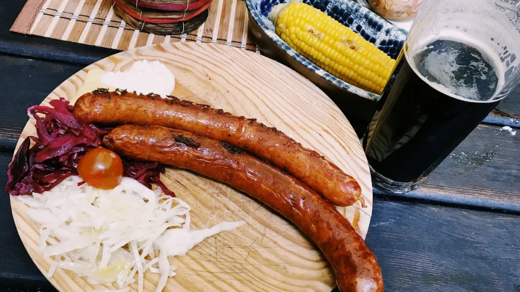 Najgorsze mięso dla wątroby. Tych produktów Polacy jedzą za dużo
