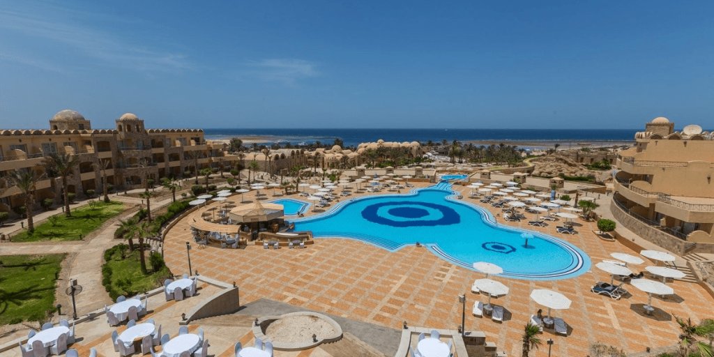 Wakacje w Egipcie coraz tańsze. Polacy ruszają do Marsa Alam