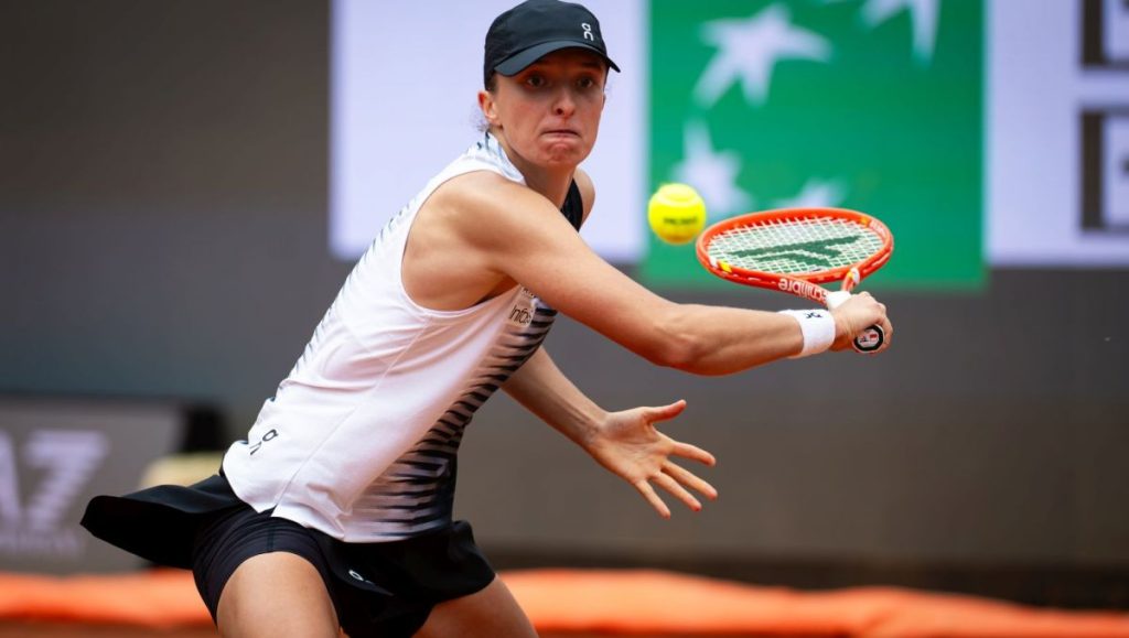 Iga Świątek rozbiła Pegulę w Rzymie. Kapitalny mecz Polki na kortach WTA Iga Świątek rozbiła Pegulę w Rzymie. Kapitalny mecz Polki na kortach WTA