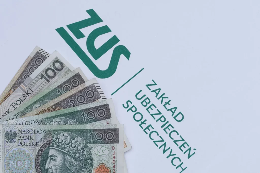 Pieniądze po zmarłym w ZUS. Kto może odzyskać środki z subkonta?