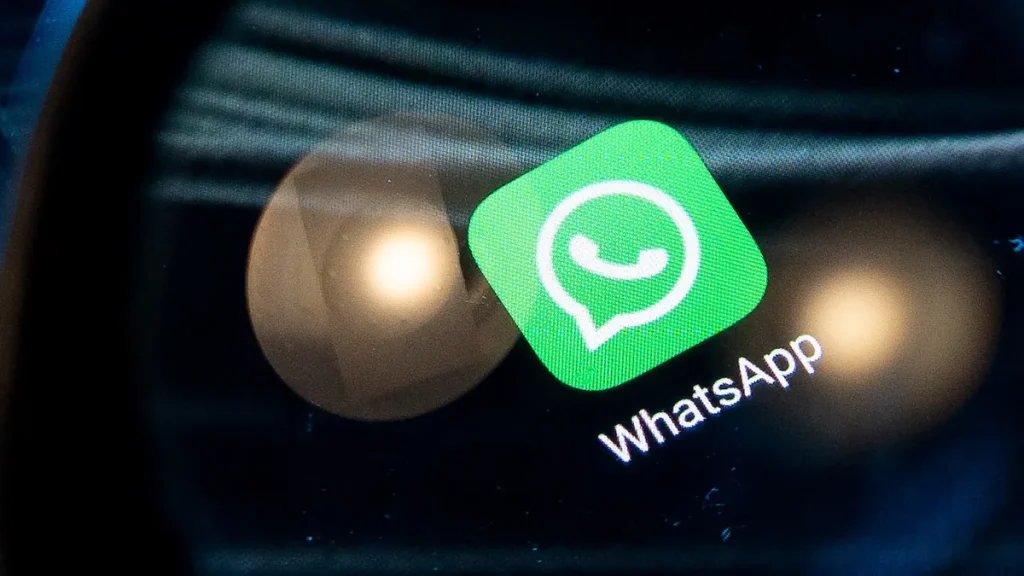 WhatsApp testuje wiadomości „burn after reading”. Co się zmieni? WhatsApp testuje wiadomości „burn after reading”. Co się zmieni?